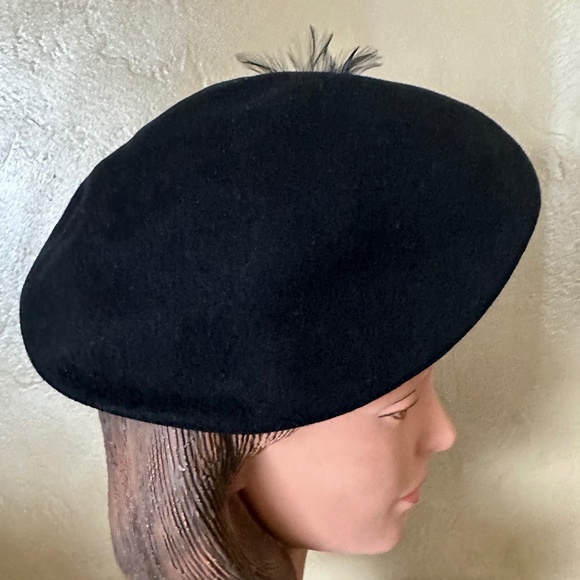 CHIC 1930s\' BLACK FELT \